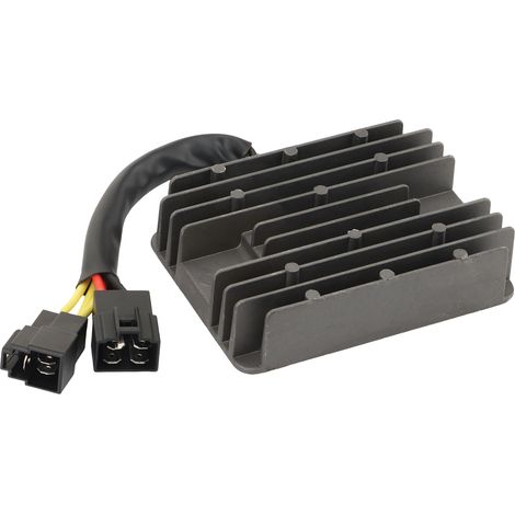 The voltage regulator rectifier is suitable for Daytona 675 R SE 2006-2012 T1300823. (1/4)