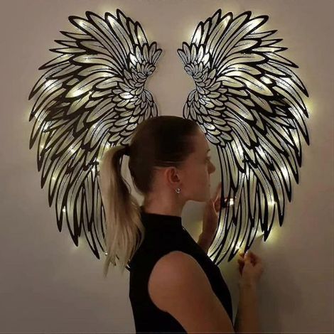Décoration murale ailes d'ange en métal avec lumières, ailes d'ange suspendues en métal de 35 cm avec lumières (1/3)
