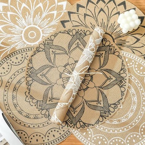 Rundes Tischset im Boho-Stil – Stilvoll – Hitzebeständig – 6-teilig – PVC (1/4)