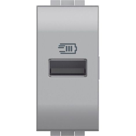 Caricatore usb tipo a con tensione 5 vdc 15 w 1 modulo bticino nt4191a