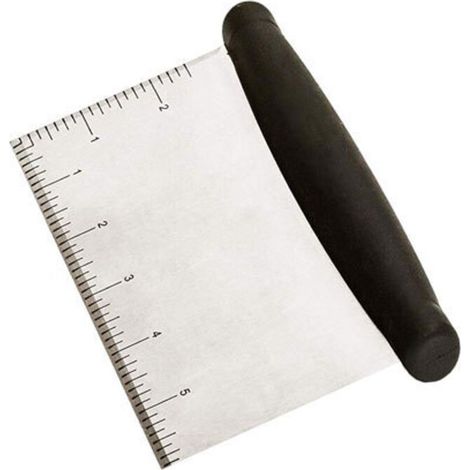 Multi-Purpose Stainless Steel Pastry Horn/Scraper (15.2 cm), Bakery, Pastry, and Pizza Dough Cutter - Baker's Horn with Measurements and Non-Slip Handle (1/5)