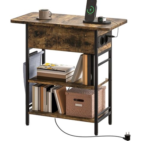 Tavolino laterale con prese di corrente, 2 ripiani e porte USB, 60 x 29,8 x 58,5 cm, marrone rustico (1/5)