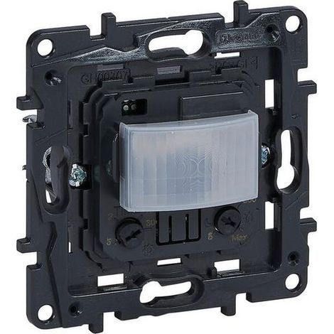 Legrand BEWEGUNGSMELDER 2POL 170° (864010A NILOE STEP)