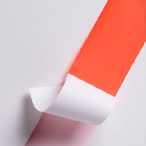 Nastro adesivo fluorescente ad alta visibilità rosso 3M™ - Larghezza: 25mm - Lunghezza: 1 metro (1/5)