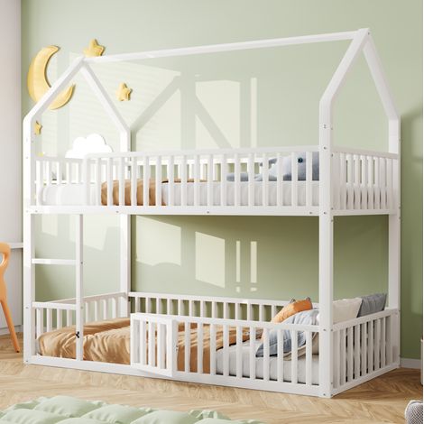 Cama litera casita 90x200 cm de metal blanco, con escalera frontal, barandillas de seguridad y zona inferior con puertecita (1/5)