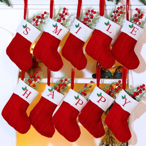 Chaussette De Noël - Tricotée - Initiale Brodée - Boucle De Suspension - Rouge Et Blanc - 20 X 16 X 12 Cm - 1 Pièce (1/5)
