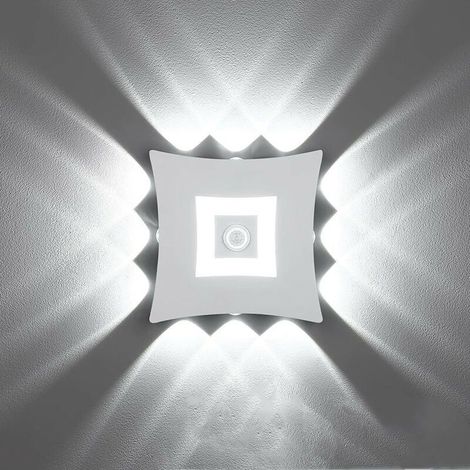 Applique murale salon et entréeApplique murale extérieure moderne à LED 18 W avec capteur de mouvement PIR, applique murale étanche IP65, applique murale en aluminium de jardin blanc froid 6000 K, bla (1/5)
