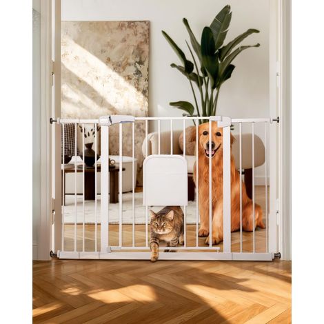 Barrière de Sécurité pour Chien et Chat avec Chatière Réglable Porte de Sécurité Auto-Fermante pour Animaux Sans Perçage 74-114cm (1/5)