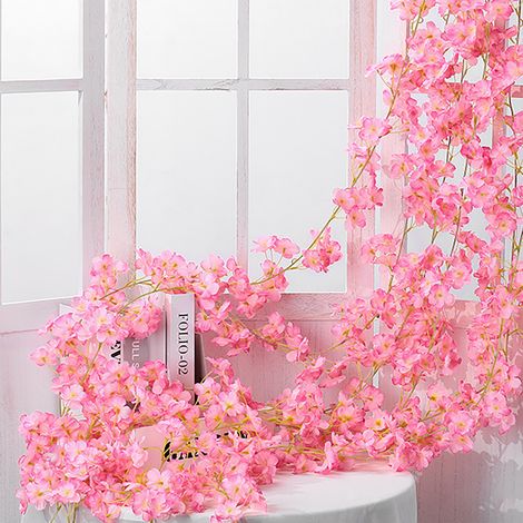 Fleurs artificielles en rotin, guirlande de 1,8 m, 135 fleurs, rose foncé, décoratives et éclatantes. (1/5)