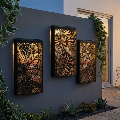 Solar Metal Leaves Design LED Wall Panel Light (1/2)