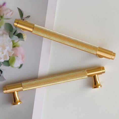 Set da 2 Maniglie per Armadio Moderne Dorate, Interasse Fori 128 mm, Maniglie per Porte Cucina, Maniglie Vintage per Armadi da Cucina, Comodini, Armadi (Oro Spazzolato) (1/4)