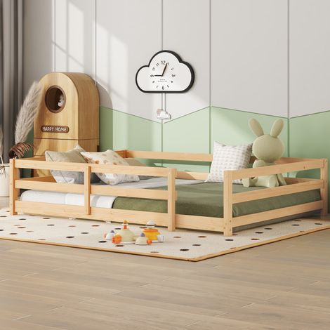 Cama Montessori infantil de pino macizo natural 140x200 cm con somier de láminas y barandilla de 4 lados (1/5)