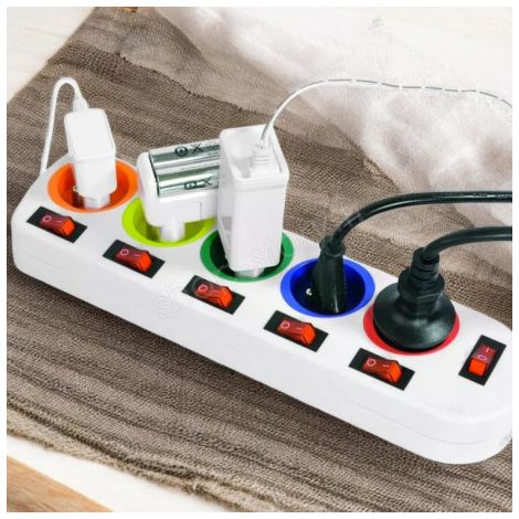 Bloc multiprise 5 prises couleur avec interrupteurs individuels 3680W maxi (1/5)