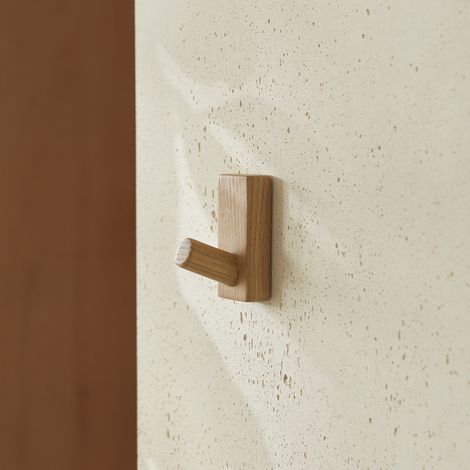 Patère rectangulaire en bois de chêne massif Eda (1/4)