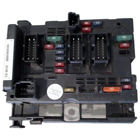 [PRODUIT D'OCCASION] Boite A Fusibles PEUGEOT 206 3p ♻️ Ref Oe. 6500y1 - Garantie à vie (1/5)