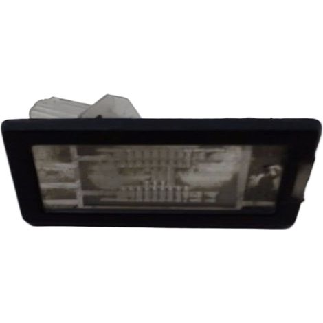 [PRODUIT D'OCCASION] Eclaireur Plaque De Police Gauche RENAULT Scenic II Ph1 02-06 ♻️ Ref Oe. 8200013577 - Garantie à vie (1/2)