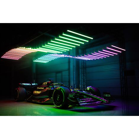 Papier peint panoramique Auto / Voiture F1 - Formule 1 - 130 cm x 87 cm (1/2)