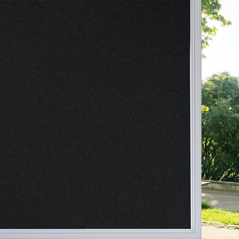 Film occultant noir pour vitres, préservant votre intimité jour et nuit. Compatible avec les stores et rideaux, ce film occultant convient aux fenêtres en verre et mesure 45 x 200 cm. (1/5)