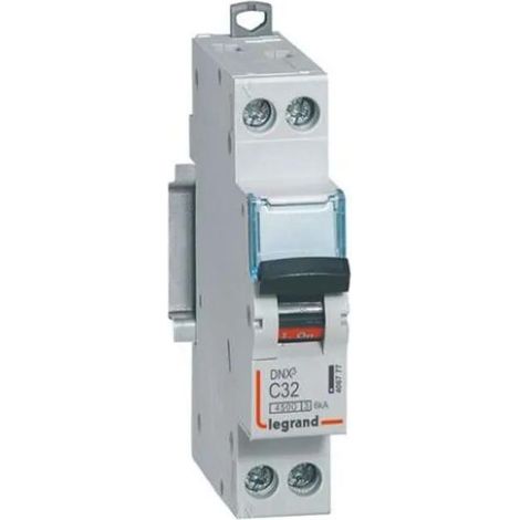 Disjoncteur Phase+Neutre DNX³4500 6kA arrivée et sortie borne à vis - 1P+N 230V 32A courbe C - 1 module - 406777 - LEGRAND - LEG406777