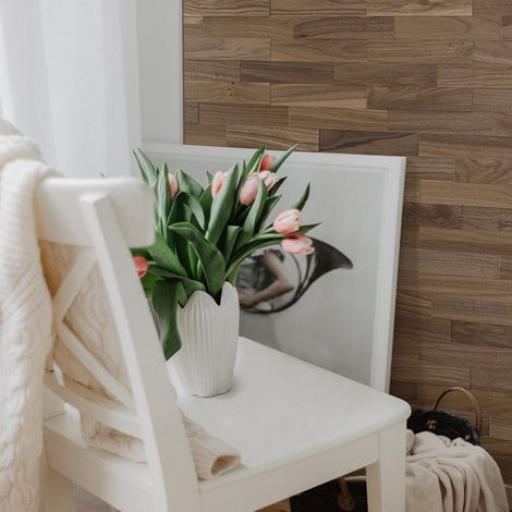 Parement bois mural en noyer naturel 1 m² – Panneaux 200 x 50 mm – Colle Wakol MS262 recommandée – Installation facile – Woodwall (1/5)