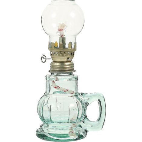 Lampe à pétrole vintage avec verre coupe-vent et flamme réglable, idéale pour la décoration intérieure et le camping. (1/5)