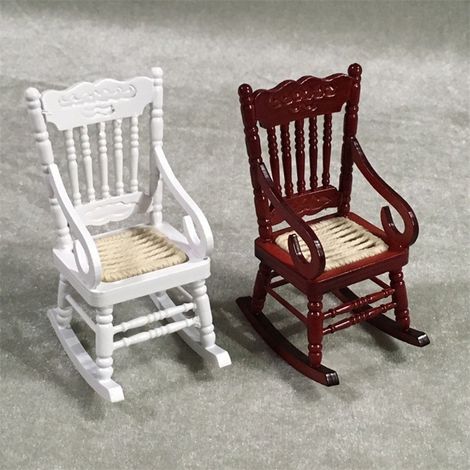 Fauteuil à bascule miniature en bois blanc avec assise en corde de chanvre, à l'échelle 1:12, accessoire de mobilier pour maison de poupée. (1/5)