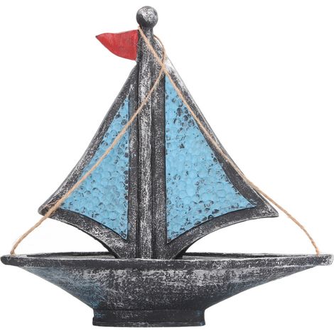Diese dreidimensionale Segelbootfigur aus robustem Metall ist eine äußerst kreative Wohndekoration für verschiedene Anlässe. Sie ist rostfrei, handgefertigt und im Vintage-Stil gehalten.