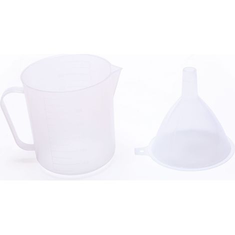 Set de jarra con embudo de medición en blanco