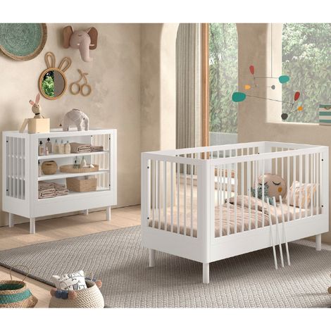 Chambre bébé Forrest: lit bébé 70x140cm, table à langer - bois de (1/4)