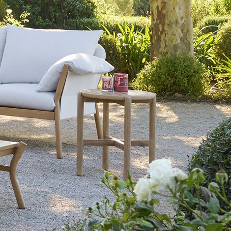 Table d appoint de jardin ronde Deona 50cm x 54cm en acacia - Hespéride (1/4)