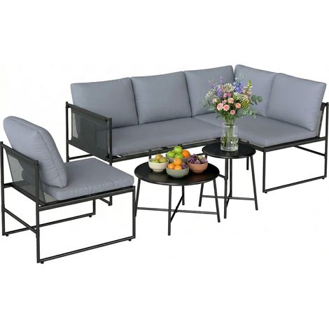 Conjunto de muebles de jardín tipo salón para 4 o 5 personas, que incluye un sofá de 2 plazas, una mesa de centro, una silla y cojines gruesos lavables.