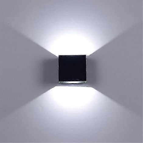 Applique murale noire, idéale pour les chambres, les couloirs, les salons et autres espaces intérieurs polyvalente pour une utilisation dans divers environnements domestiques.-AquaForge (1/4)