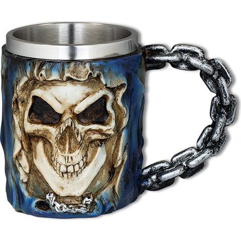 Becher mit Totenkopfkette aus Harz