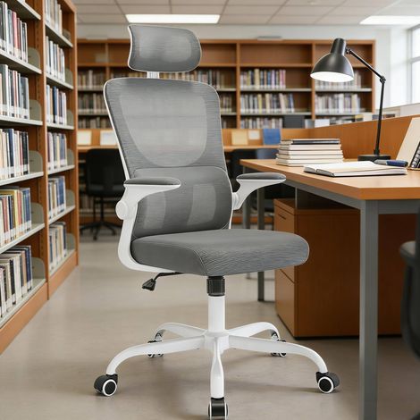 Sedia da ufficio 62x69.5x116-123.5 cm grigia in metallo, rete e PU con supporto lombare e braccioli ribaltabili (1/4)