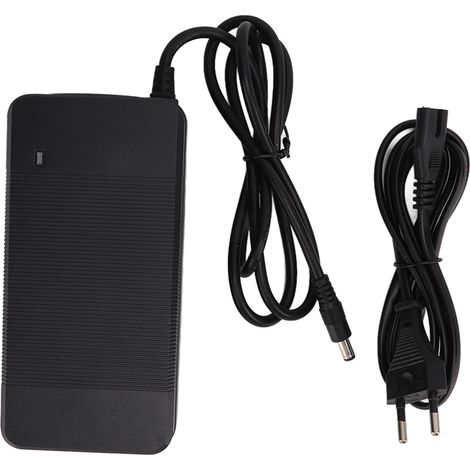 Chargeur Secteur 54.6V 2A pour Scooter Électrique avec Indicateur LED - Adaptateur Universel 100‑240V