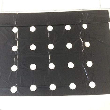 toile De Paillage En Plastique Noir Pour Jardin- 10 X 0.95m - Membrane Pe - Bche De Sol Avec Trous De Plantation - Film En Plastique Pour Potager (1/5)