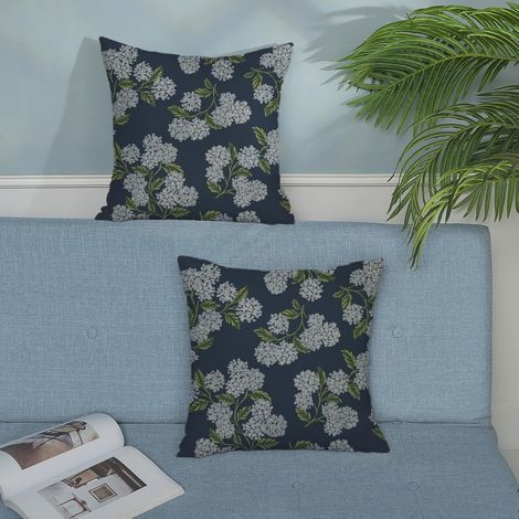 Frühlingshafter marineblauer Kissenbezug, 45,72 x 45,72 cm, 2er-Set. Verziert mit blauen und grünen Hortensien. Dekorativer Outdoor-Kissenbezug im Vintage-Blumenstil, ideal für den Sommer und das Sofa