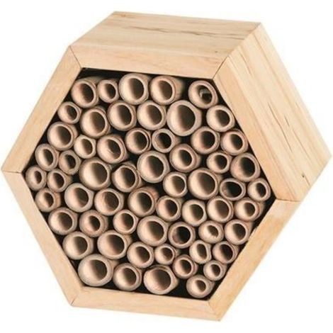 Insektenhotel aus Holz