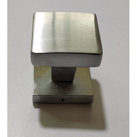 POMOLO ZAMA QUADRO NERANO CROMO SATINATO- 1,0 pz