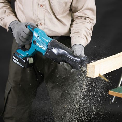 Makita – Scie sabre sans fil 18V LXT – Technologie XPT pour environnements humides – Changement de lame sans outil – DJR186ZK — vue 3