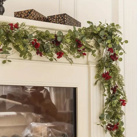 Guirlande En Rotin Artificielle - 180 cm - Baies Rouges Et Feuillage Vert - Décoration De Noël Pour Intérieur - 1 Pièce (1/5)