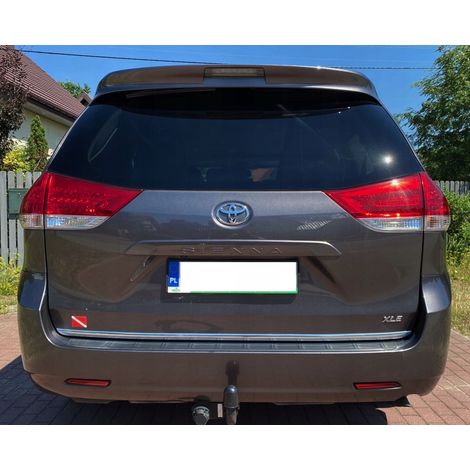 Toyota Sienna 2010 Finiture cromate Portellone posteriore cromato (1/5)