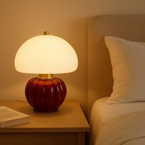 Lampe de chevet en verre burgandy Madeleine (1/3)