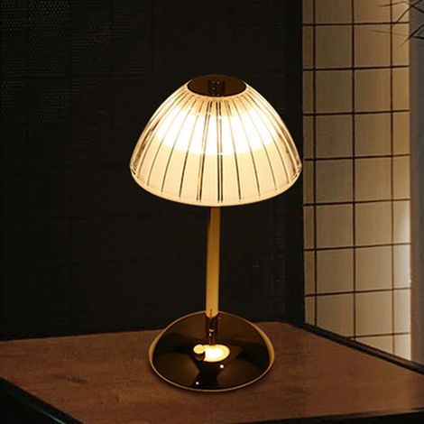 Nouvelle lampe de table créative en cristal diamant pour bars, restaurants, tables, veilleuses et éclairage d'ambiance (1/5)