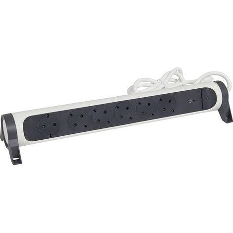 Legrand – Multiprise 6 prises 1,5 m – Puissance 3650W – Protection contre surtensions – Interrupteur ON/OFF avec voyant lumineux