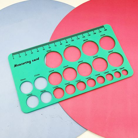 Règle de mamelon, outil de mesure de la taille du clip de mamelon en silicone souple pince à mamelon outil de mesure de la taille du tire-lait pour les nouvelles mères (1/5)