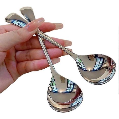 Cuillère à soupe épaisse en acier inoxydable à long manche, outil indispensable pour la cuisine. (1/5)