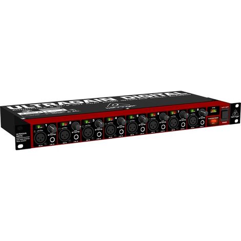 Interfaz de audio digital Behringer Ultragain ADA8200 con preamplificadores de micrófono Midas (1/5)