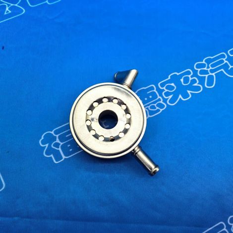 Oil cooler 21305-JA10B suitable for Nissan 08 Teana J32A engine oil cooler (1/4)
