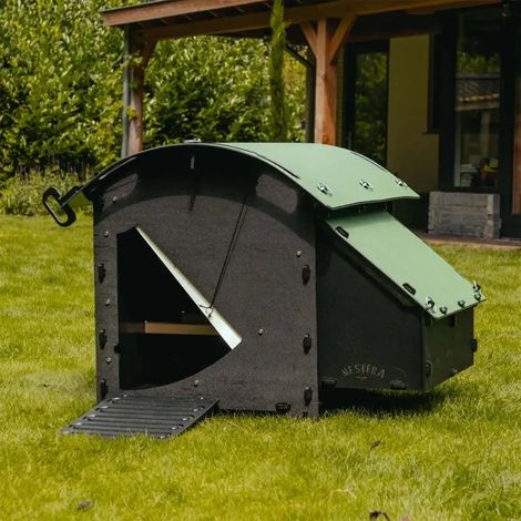 Poulailler plastique recyclé 5 à 9 poules (1/5)